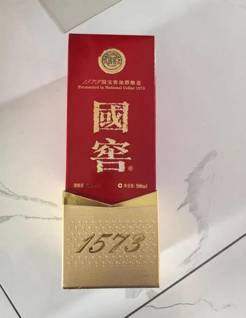 国窖1573白酒体验:醇厚香浓 国窖1573,这款中国白酒的佼佼者,历史悠久